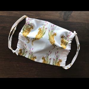 Mask with Cat Pattern